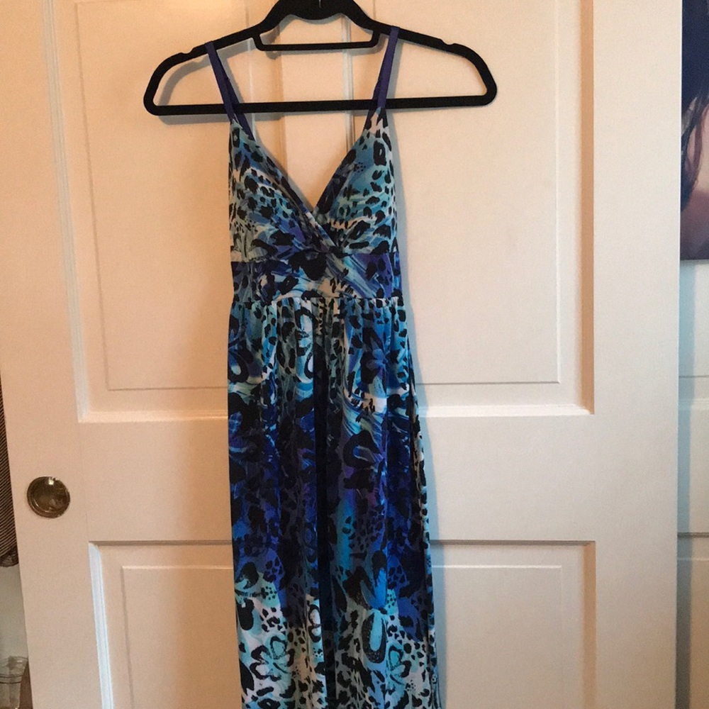 Blue patterned summery maxi dress